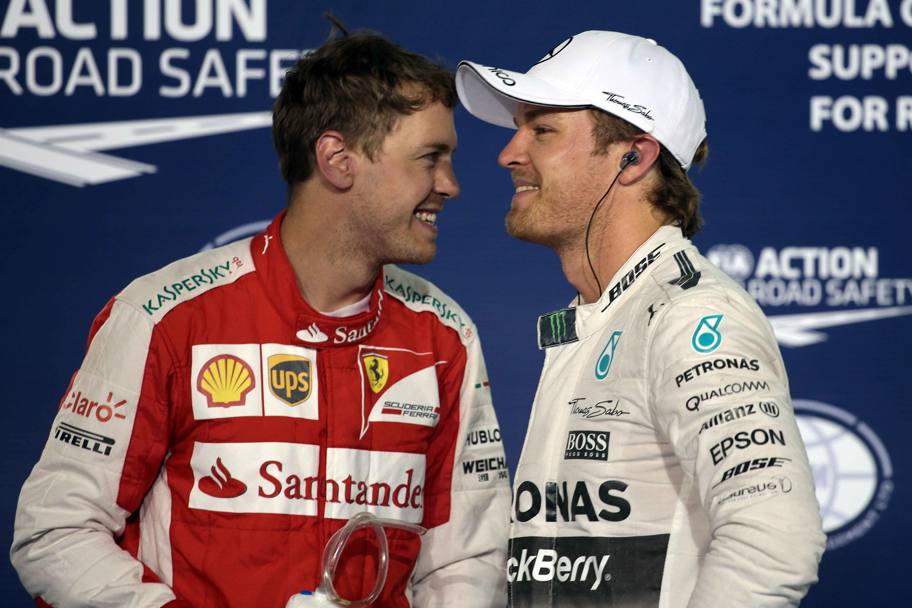 I due tedeschi alle spalle di Hamilton: Vettel e Rosberg (LaPresse)